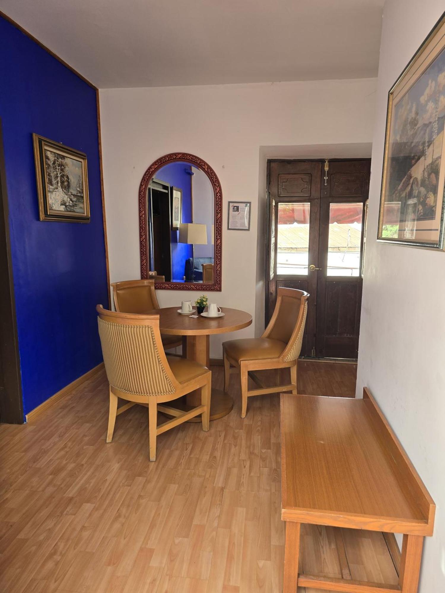 Hotel Boutique El Viejo Mundo Идальго-дель-Парраль Экстерьер фото