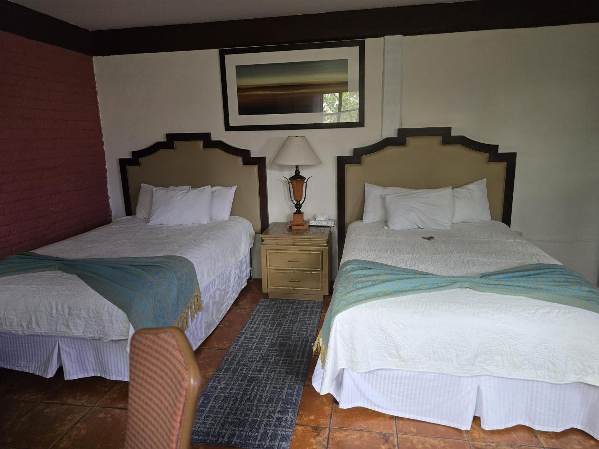 Hotel Boutique El Viejo Mundo Идальго-дель-Парраль Экстерьер фото