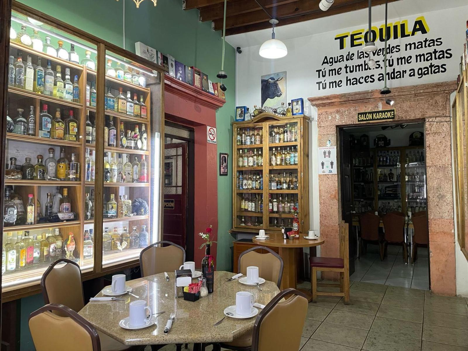 Hotel Boutique El Viejo Mundo Идальго-дель-Парраль Экстерьер фото