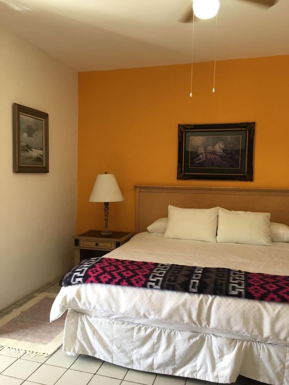 Hotel Boutique El Viejo Mundo Идальго-дель-Парраль Экстерьер фото
